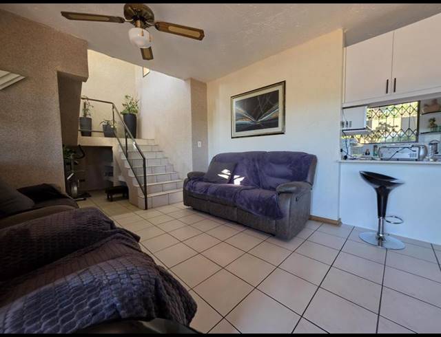 4 BEDROOM HOUSE FOR SALE IN BASSONIA